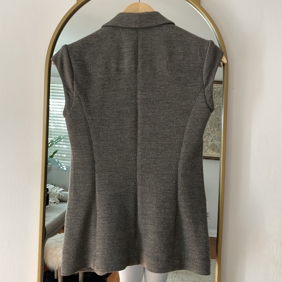 IISLI Embellished Vest - Picture 7 of 8